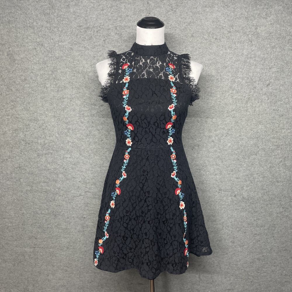 Altar'd State Jaenie Dress SM Sleeveless Mock-Neck Black Floral Lace Embroidered - Picture 13 of 13